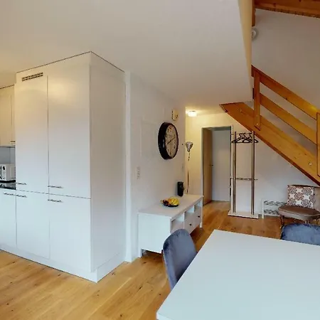 公寓 4.5 Zimmer-maisonette *